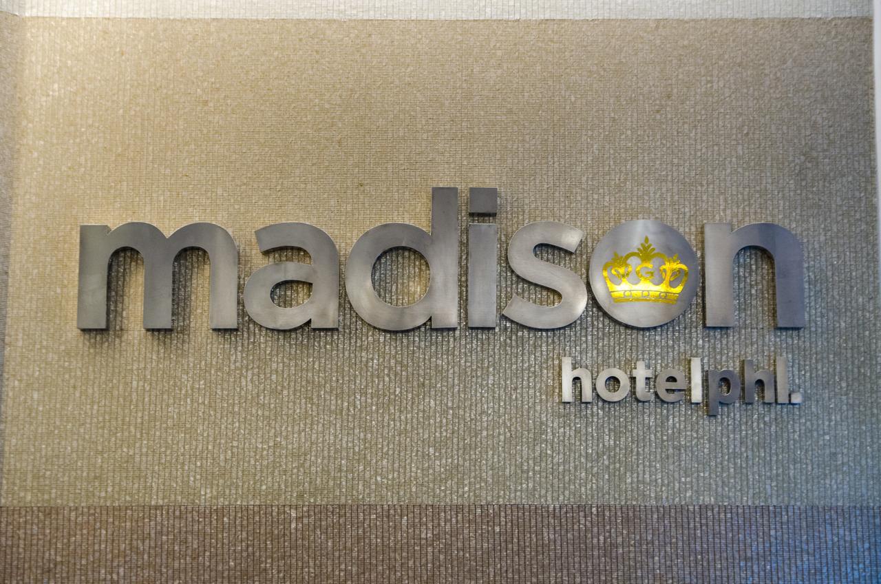 Madison Hotel Phl Илойло Сити Екстериор снимка